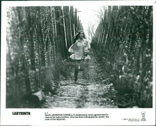 1986 Press Photo Actress Jennifer Connelly Labyrinth Kidnap Baby Celebrity 8x10