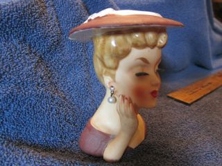 Vintage Lee Wards Ceramic Victorian Lady Wearing Pearls And Brown Hat Head Vase 2