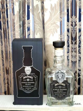 Jack Daniels Eric Church Limited Edition Box Bottle And Medallion