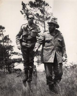 50s Orig Photo Cuban Revolution Leader Fidel Castro & Pres Dorticos Hunting