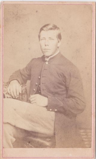 U.  S.  Civil War Era Unidentified Enlisted Soldier (seated) Cdv - Carte De Visite