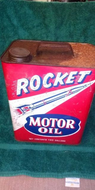 Rare  Vintage Pa,  Rocket Motor Oil Can 2 Gallon Can.  -