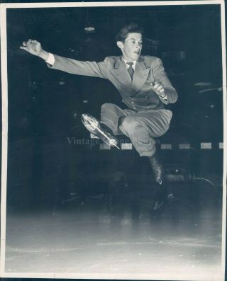 1951 Photo Jimmy Grogan Broadmoor National Figure Skating Sports Champion 8x10