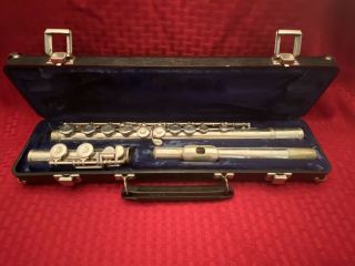 Vintage Wt Armstrong Elkhart In Flute 104 Sn 8 5465 With Case
