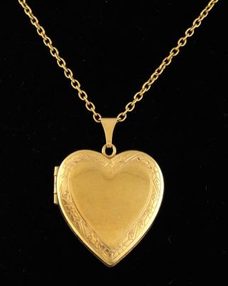 C.  1930 - 40 - Art Deco Vintage Gold Filled Heart Locket Pendant Necklace