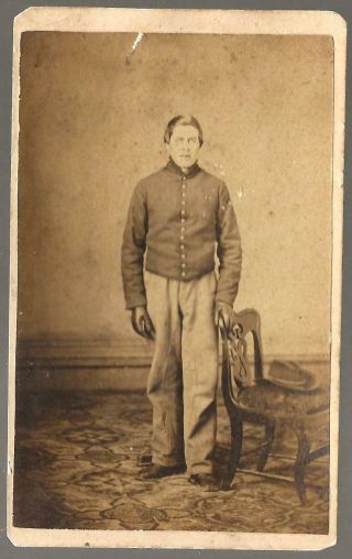 Civil War Era Cdv Union Private,  Wearing Gloves,  Dayton Ohio Photographer
