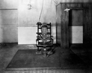 Photo: Electric Chair In Auburn State Prison 1908 York