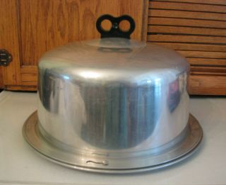 Regal Ware Aluminum Covered 11 " Cake Saver Carrier Locking Lid Vintage Kitchen
