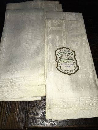 12 Vintage Pure Irish Linen “old Bleach” 15” X 24” Napkins