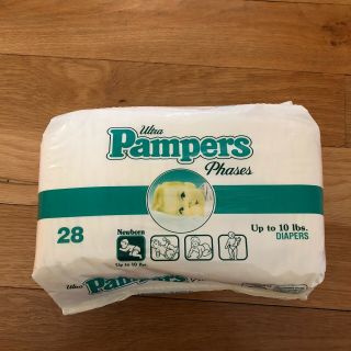 Vintage Pampers Ultra Phases 28 Count Diapers Newborn 1990