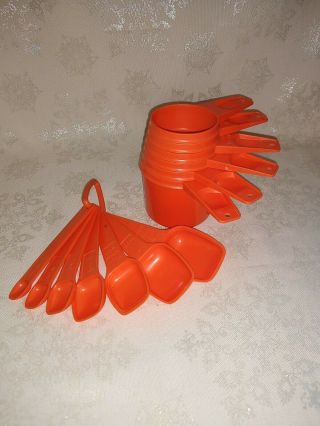 Vintage Tupperware Measuring Cups Set Of 6 Orange Gently And 7 Set Of Spoon