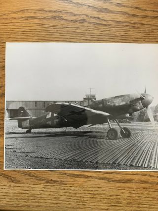 German Bf109 Fighter Wwii Military Aviation 8x10 Found Photo