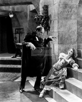 Lon Chaney & Mary Philbin In " Phantom Of The Opera " - 8x10 Photo (mw063)
