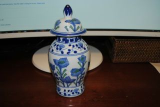 Blue And White Ornamental Chinese Porcelain Urn Jar Apothecary With Lid 8 " Tall