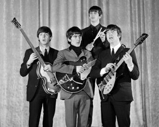 The Beatles Paul Mccartney John Lennon Ringo Starr Harrison - 8x10 Photo (ww022)
