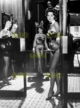 Photo - Bunny Girls At The Chicago Playboy Club,  Approx 1960