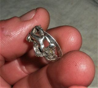 Vintage C.  1970 Navajo Sterling Silver Tufa Cast Lizard / Gila Ring Vafo