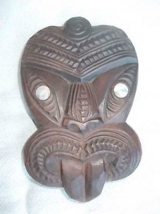 1136 / Vintage Wall Hanging Hand Carved Wooden Zealand Maori Tiki God