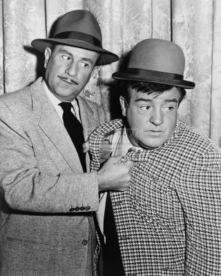 Bud Abbott And Lou Costello In 1952 - 8x10 Publicity Photo (ab - 209)