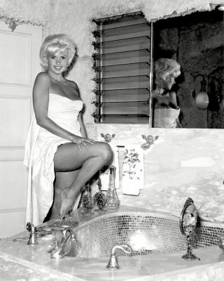 Jayne Mansfield Actress And Sex - Symbol Pin Up - 8x10 Publicity Photo (ab - 318)