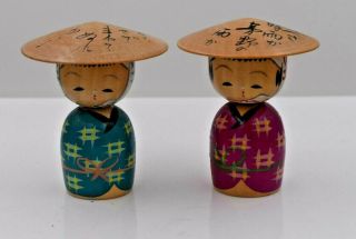 Vintage Hand Painted Japanese Kokeshi Wooden Doll 3 " (7.  6 Cm) Pair W/ Hat (kasa)