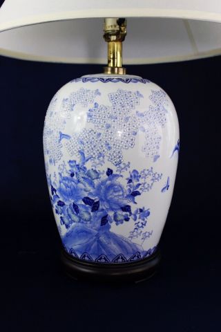 ASIAN GINGER JAR Floral Peonies Chinoiserie Porcelain Blue White Table Lamp 3