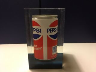 12oz Pepsi Cola can lucite Catch That Pepsi Spirit Soda Collectable 1970s 3