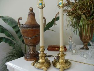 Euc Vintage Pair Stiffel Brass Hollywood Regency Seashell Feet Finial Desk Lamps