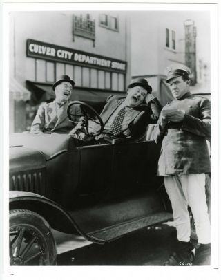 Laurel & Hardy " Leave 