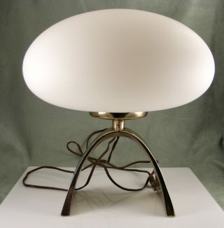 Mid - Century Atomic Age Brass Laurel Mushroom Table Lamp With Arch Base
