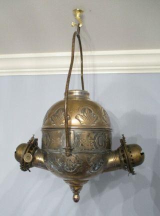 The Angle Lamp Co N.  Y.  - Hanging Brass Double Oil Burner - " Fleur - De - Lis " (bb407)