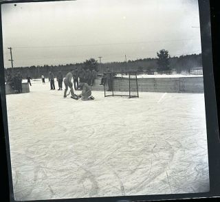 U.  S.  Soldiers Playing Ice Hockey On Outdorr Rink Vtg 1940 