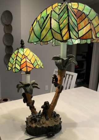 Vintage Tiffany Style Green Stained Glass Palm Tree Lamp Collectible Heavy Base