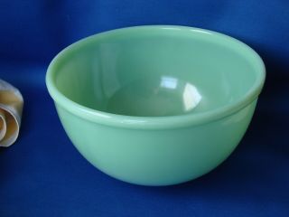 Vintage Old Stock 7 " Fire - King Jadeite Beaded Mixing Bowl With Foil Label
