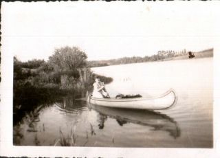 Vintage Found Photo,  Sexy Girl And Her Canoe,  C1940 