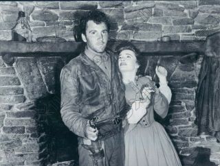 1952 Actors Cameron Mitchell & Anne Baxter In Outcast Of Poker Flat Press Photo