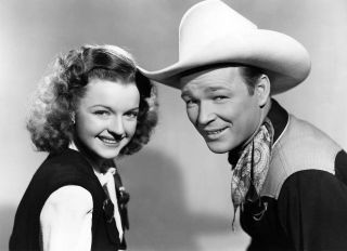 Roy Rogers & Dale Evans " The Yellow Rose Of Texas " 8x10 Publicity Photo (ep - 704)
