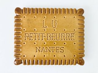 Gorgeous Lu Petit - Beurre Nantes Pottery Tea Biscuit Footed Hot Plate,  France