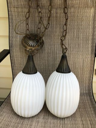 Vintage Mcm Double White Ribbed Milk Glass Globe Hanging Ceiling Fixture Lights