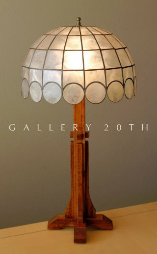 Gorgeous Arts & Crafts Wood Table Lamp Frank Lloyd Wright Walnut Tiffany Retro