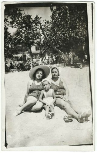 Vintage Photo Family On Beach Woman Boy Funny Hat Found Holiday Snapshot 6553y
