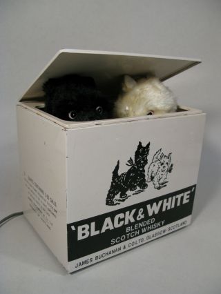 VTG BLACK & WHITE SCOTCH WHISKY JACK in the BOX POP UP TERRIER DISPLAY AD SIGN 2
