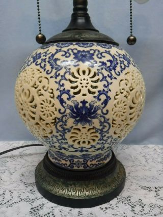 Oriental Blue & White Round Table Lamp Base w/ 3 Sockets Lights 3