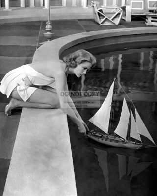 Grace Kelly In The Film " High Society " - 8x10 Publicity Photo (zz - 122)