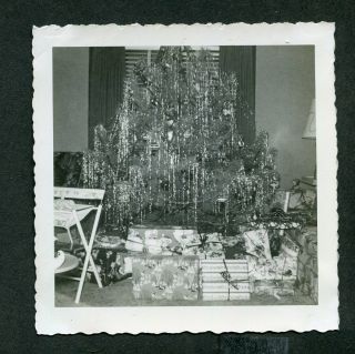 Vintage Photo Christmas Tree & Presents W/ Tinsel & Shiny Brite Ornaments 423194