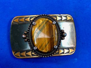 Real or faux Tigers Eye stone centerpiece in western Arrow pattern belt buckle 2