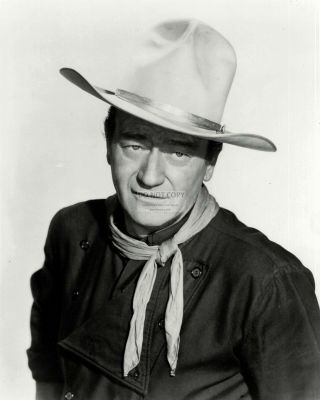 John Wayne In " The Man Who Shot Liberty Valance " - 8x10 Publicity Photo (zy - 949)