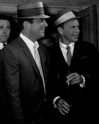 Hollywood Singers Dean Martin & Frank Sinatra Glossy 8x10 Photo Movie Poster