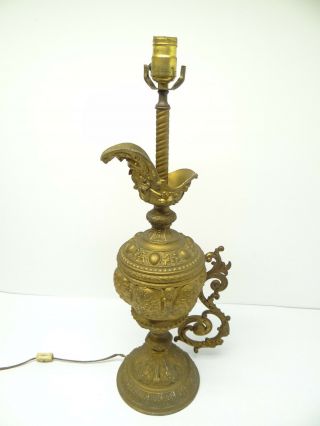 Vintage White Metal Gold Colored Decorative Cherub Angel Table Lamp Light