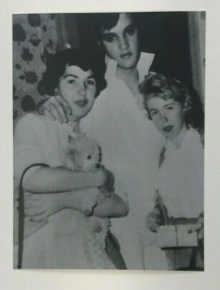 Elvis Presley Ultra Rare Vintage Kodak Photo Black And White With Fans